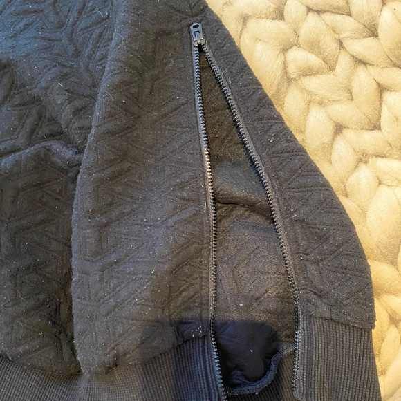 Shades of Grey by Micah Cohen sweater - Picture 6 of 7